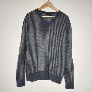 Banana Republic Factory Mens XL Merino Wool Gray Beige Knit Striped Sweater